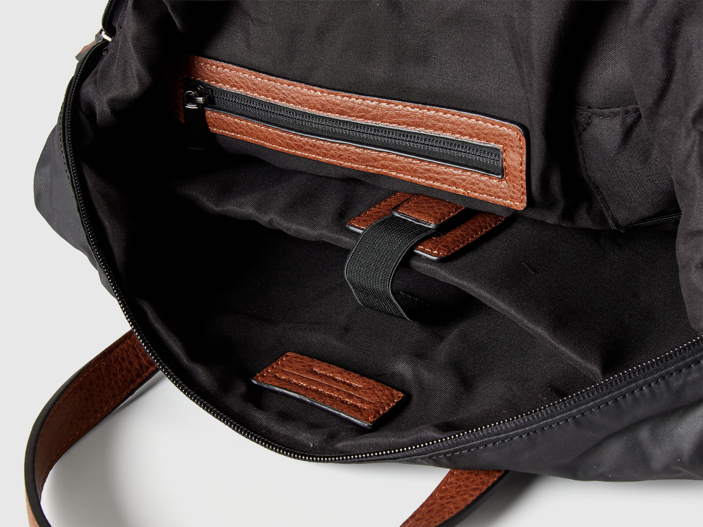 BAG Men image number 3